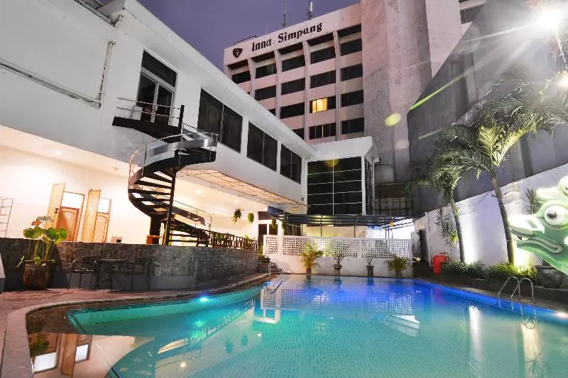 Fotos del hotel Grand Inna Tunjungan:  25