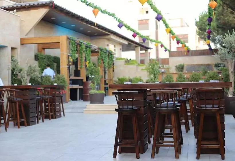 Fotos del hotel The Sanrock By Le Reve Hotels:  7