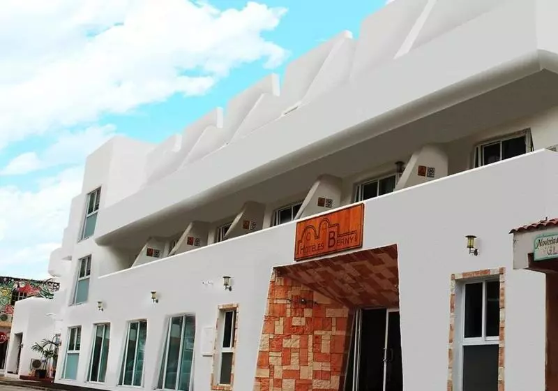 Fotos del hotel Berny:  13