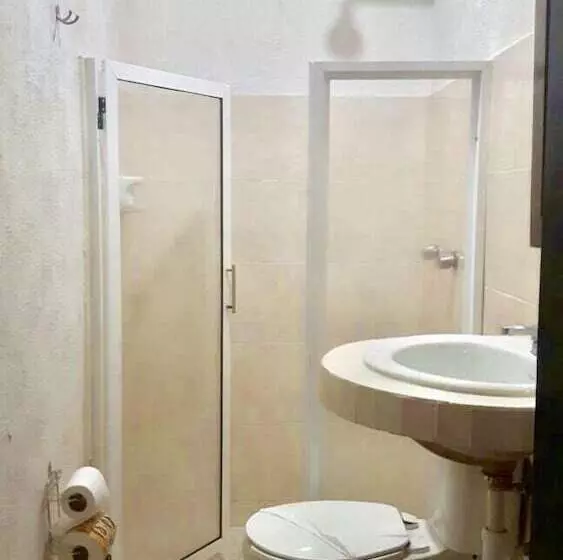 Fotos del hotel Berny:  16