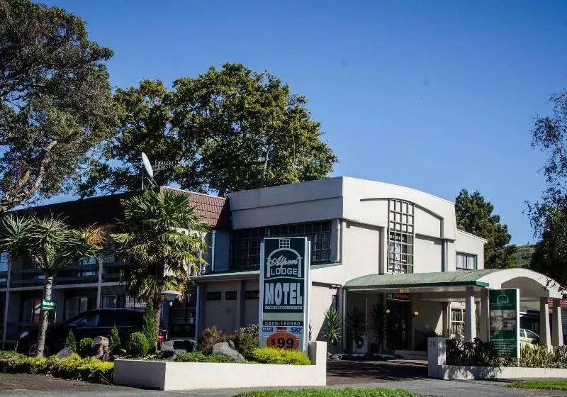 Alpers Lodge & Conference Centre