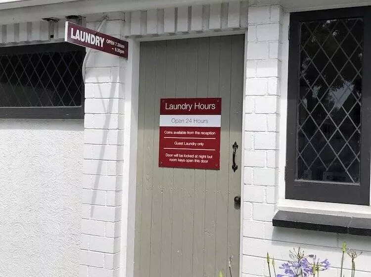 Fotos del hotel Camelot Motor Lodge:  4