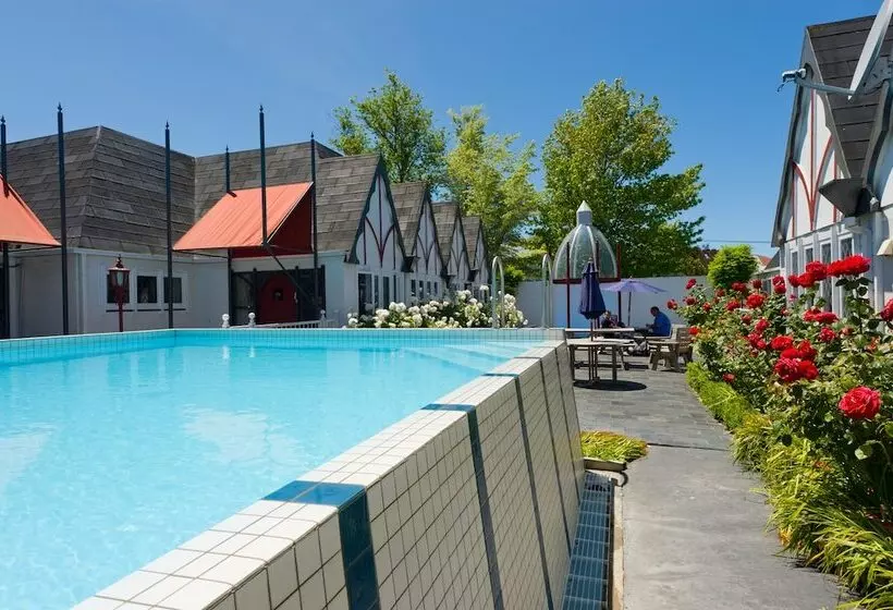 Fotos del hotel Camelot Motor Lodge:  11