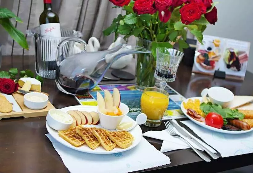 Fotos del hotel Arthur's Court Motor Lodge:  16