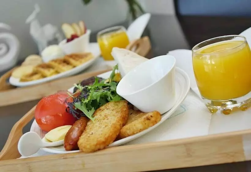 Fotos del hotel Arthur's Court Motor Lodge:  12