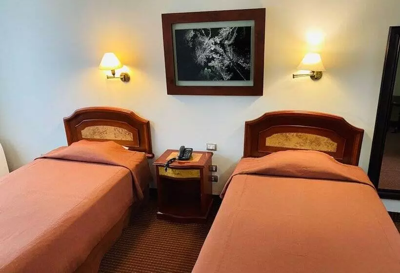 Fotos del hotel Continental Lima:  2