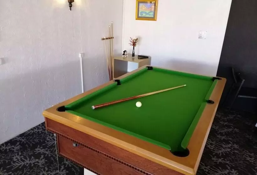 Fotos del hotel Four Canoes:  5