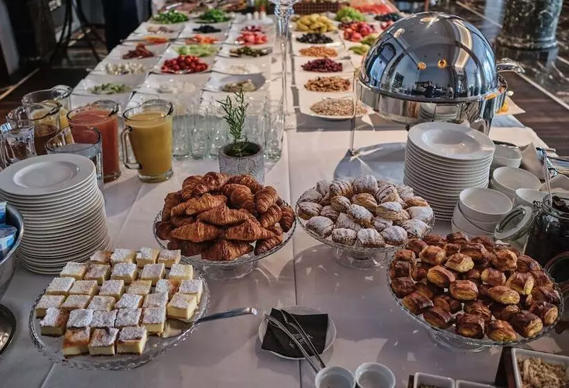 Fotos del hotel Monopol:  22