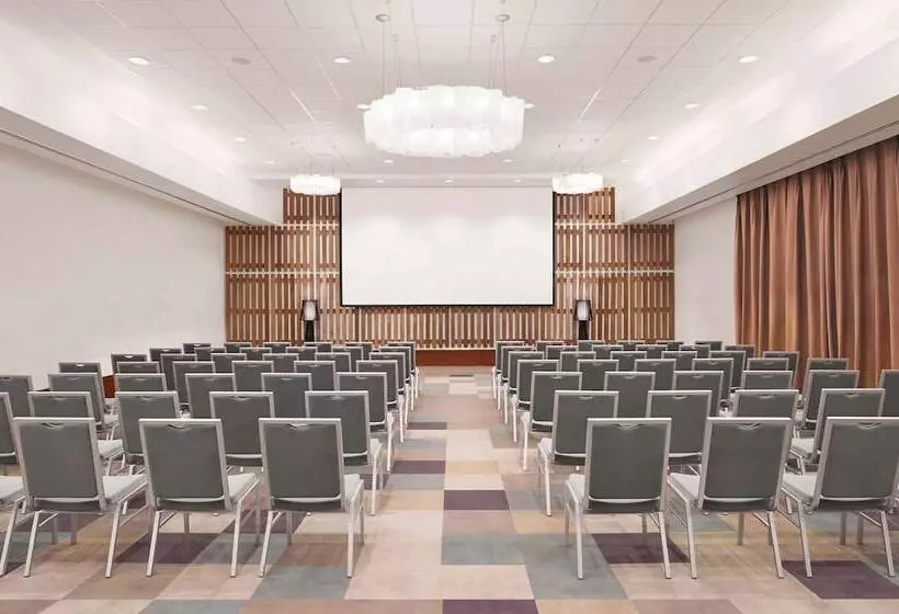 Fotos del hotel Avani Barbarons Seychelles Resort:  3