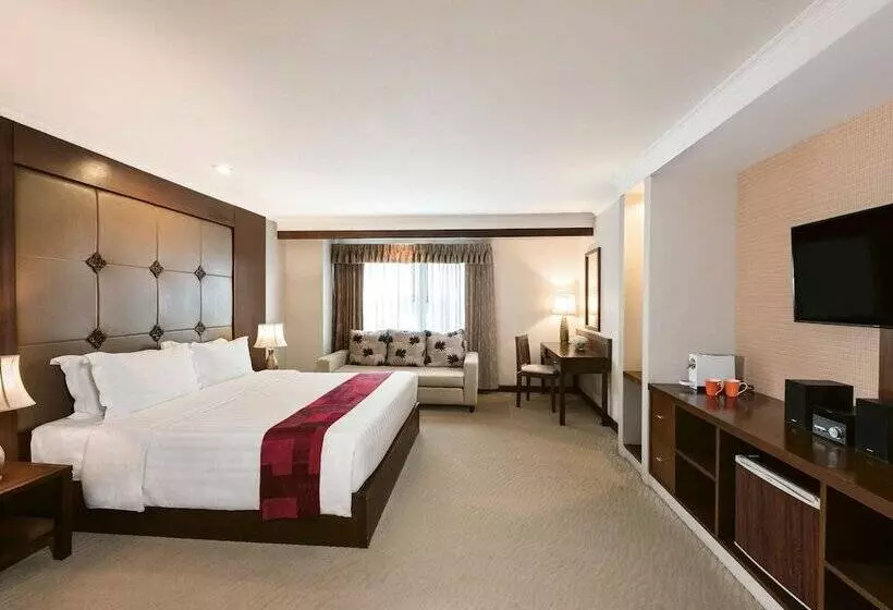 Fotos del hotel Mövenpick Suriwongse  Chiang Mai:  3