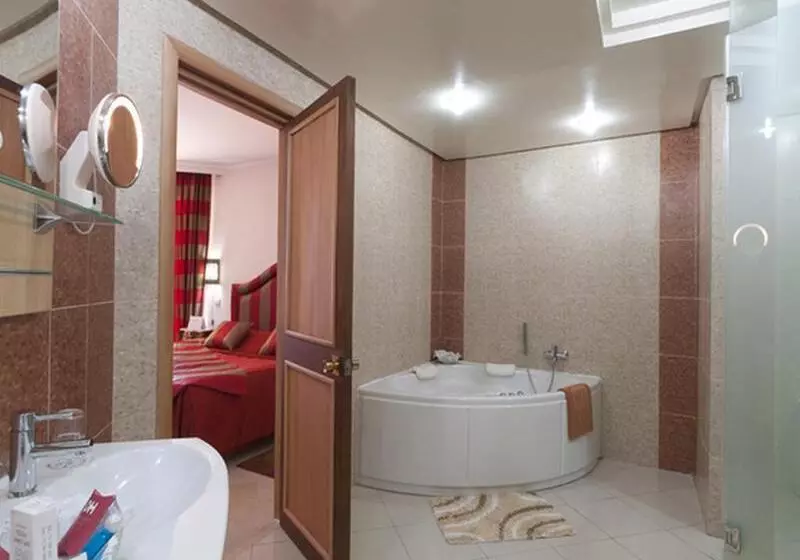 Fotos del hotel Diplomat:  5