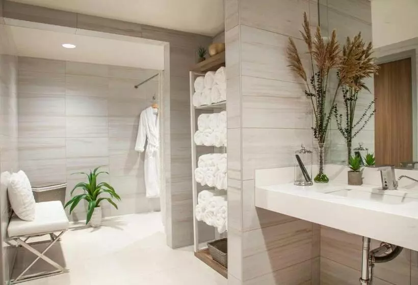 Fotos del hotel Legacy Resort  & Spa:  11