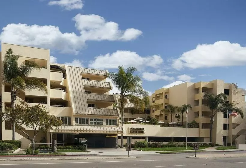 Fotos del hotel Sommerset Suites Hotel:  6