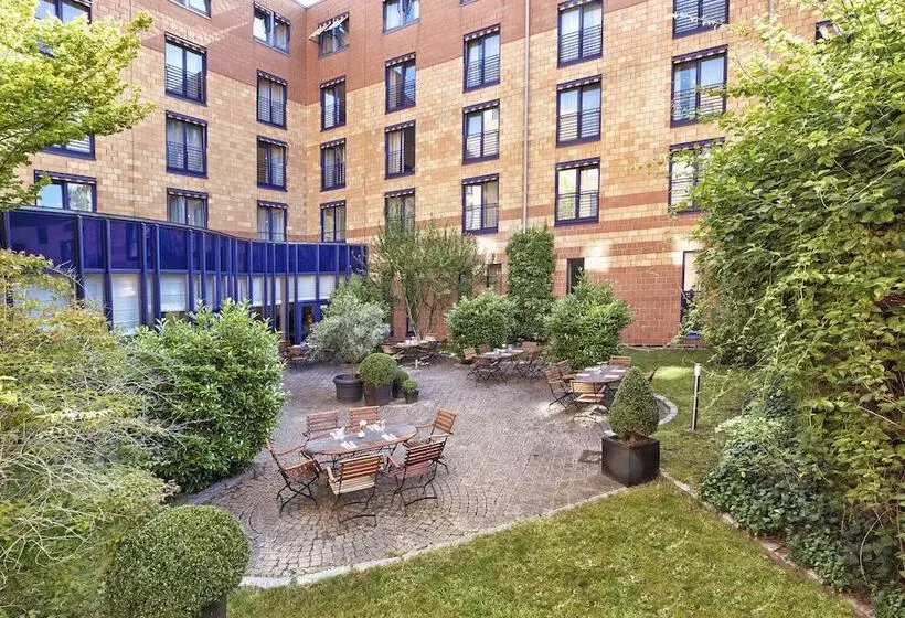 Fotos del hotel H4 Hotel Hamburg Bergedorf:  18