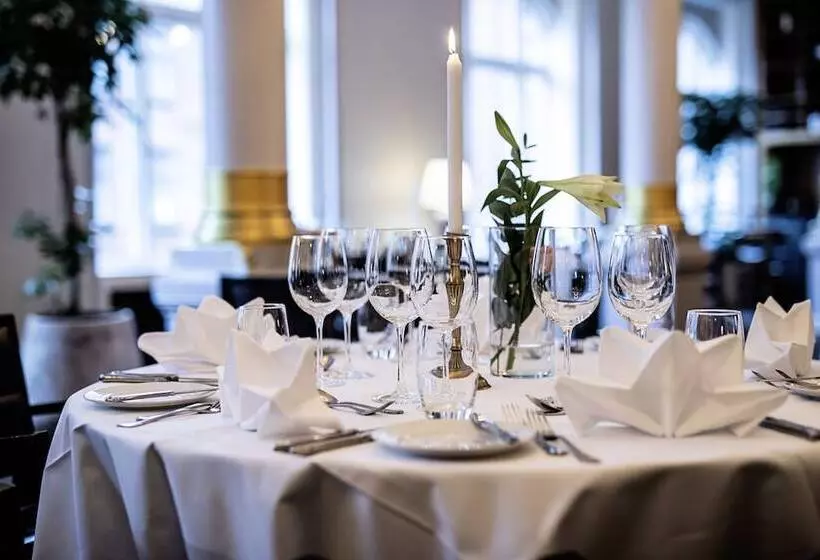 Fotos del hotel First Hotel Grand:  11