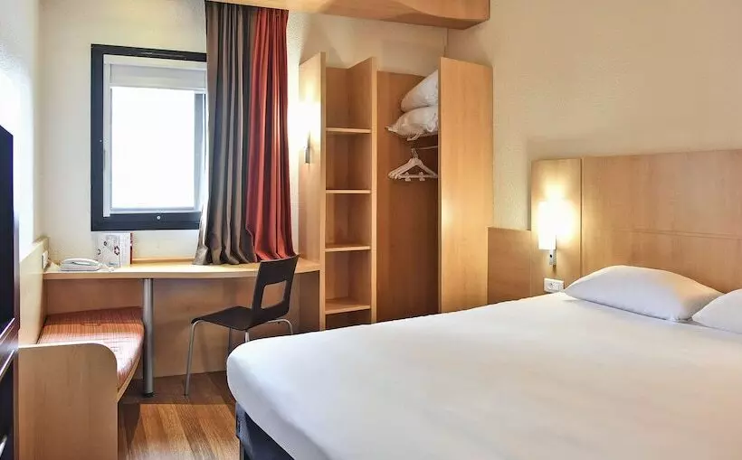 Fotos del hotel Ibis Milano Ca  Granda:  10