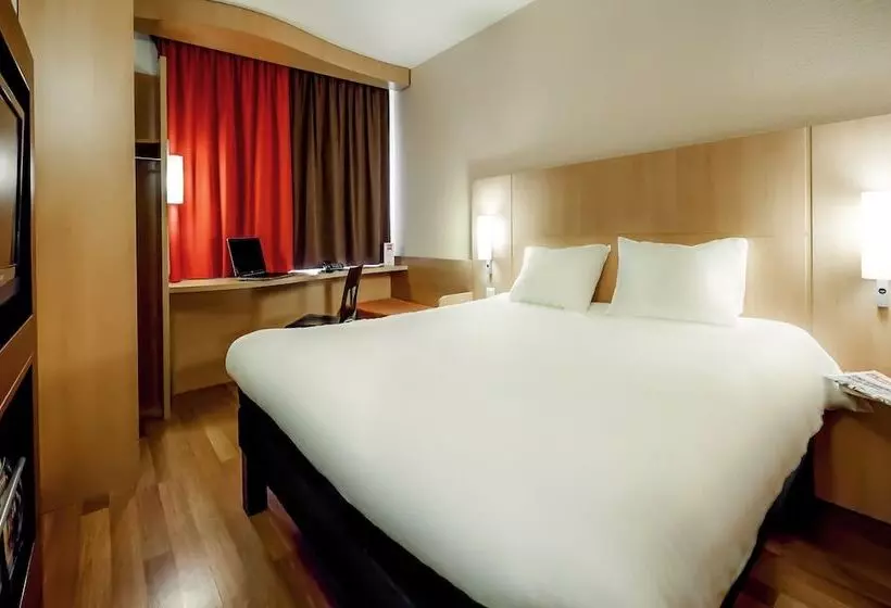 Ibis Milano Ca  Granda