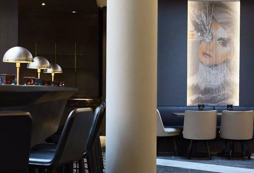 Fotos del hotel Renaissance Wien:  12