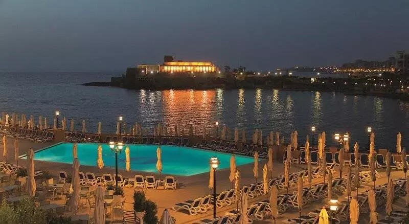 Fotos del hotel Corinthia Saint George's Bay:  24