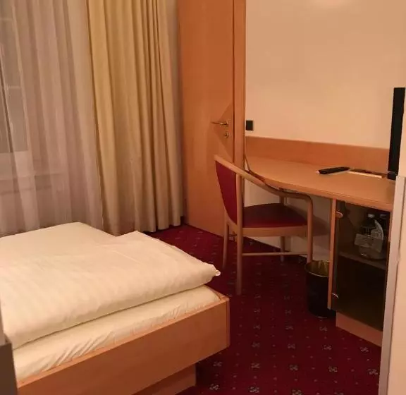 Fotos del hotel Goldener Brunnen:  7