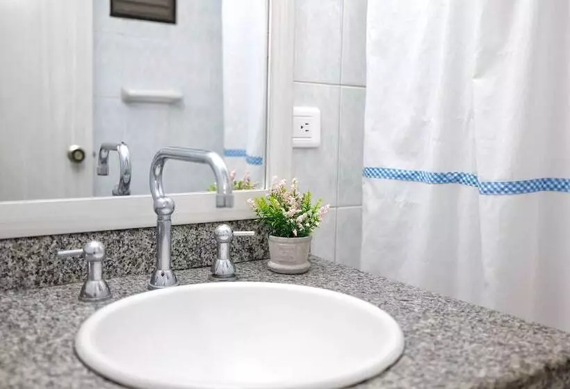 Fotos del hotel La Riviera:  17