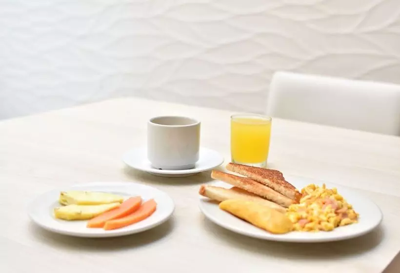 Fotos del hotel La Riviera:  4