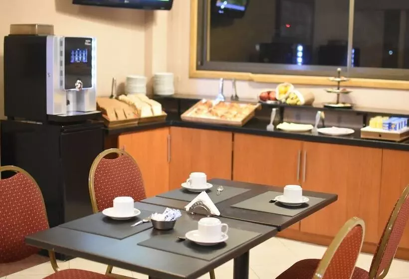 Fotos del hotel Ritz Hotel Mendoza:  14