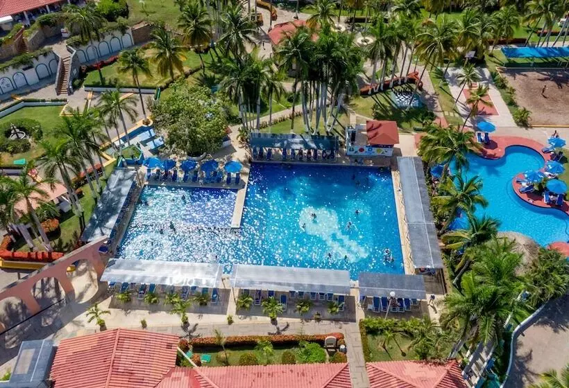 Fotos del hotel Qualton Club Ixtapa  All Inclusive:  2