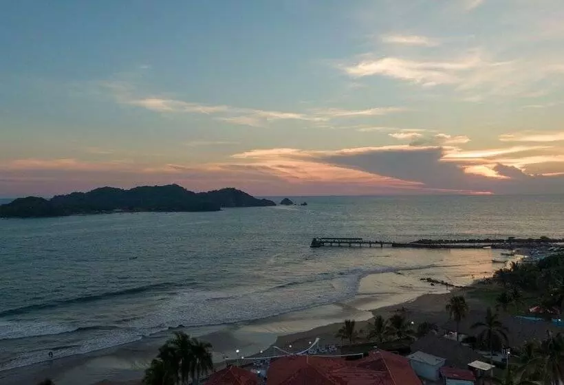 Fotos del hotel Qualton Club Ixtapa  All Inclusive:  6