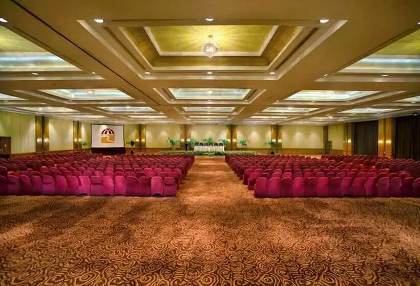 Fotos del hotel Redtop Hotel & Convention Center:  14