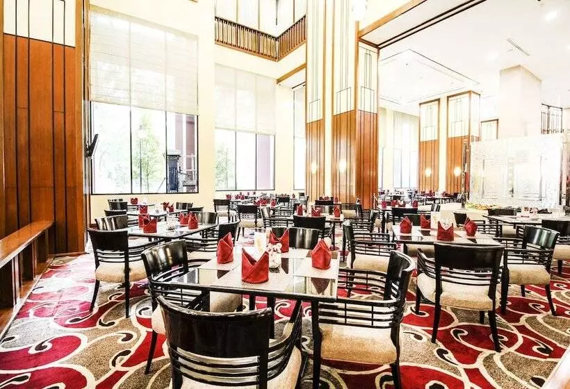 Fotos del hotel Redtop Hotel & Convention Center:  2