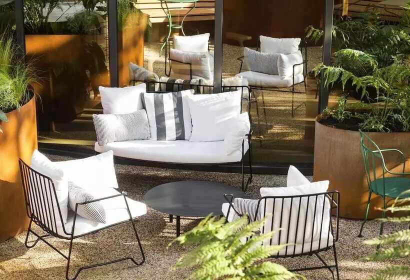 Fotos del hotel Ibis Brussels Centre Chatelain:  11