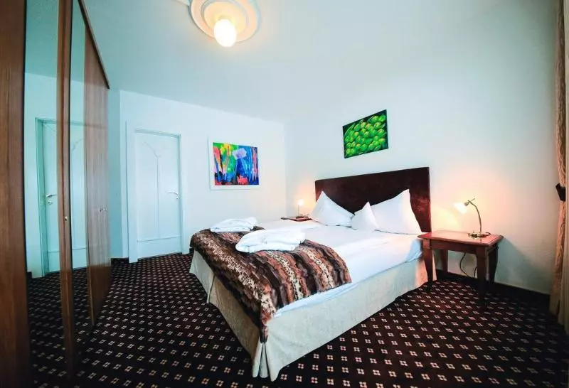 Fotos del hotel Mountains:  11