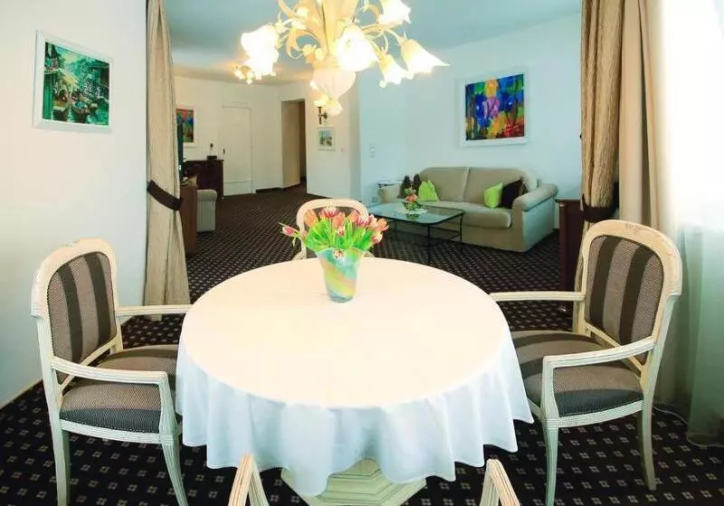 Fotos del hotel Mountains:  6