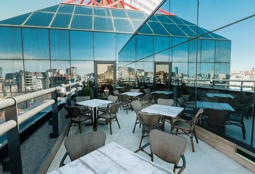 Fotos del hotel Slavija Garni:  4