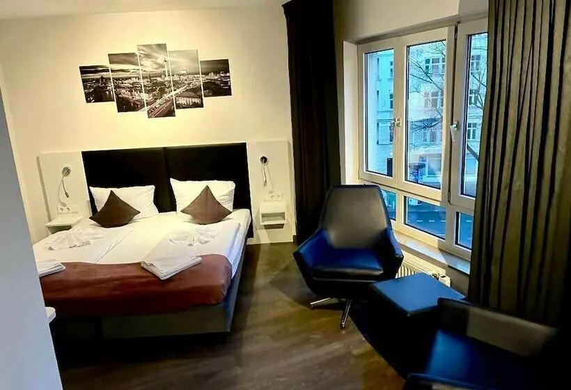 Fotos del hotel Alfa:  11