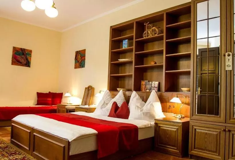 Fotos del hotel Molnár:  8