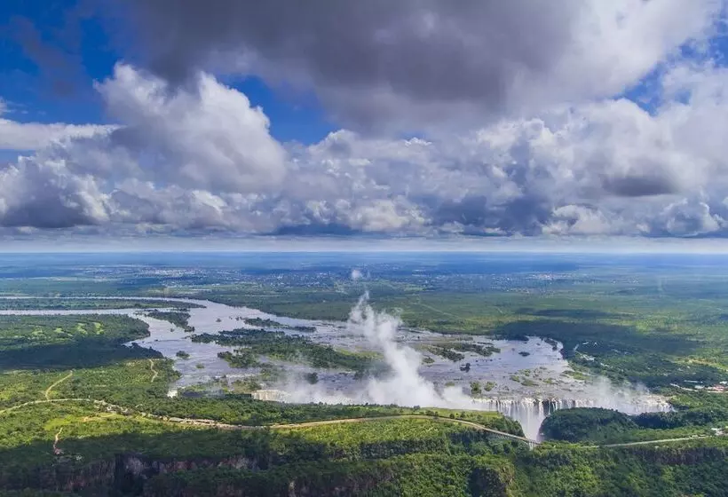 Fotos del hotel Victoria Falls Safari Lodge:  18