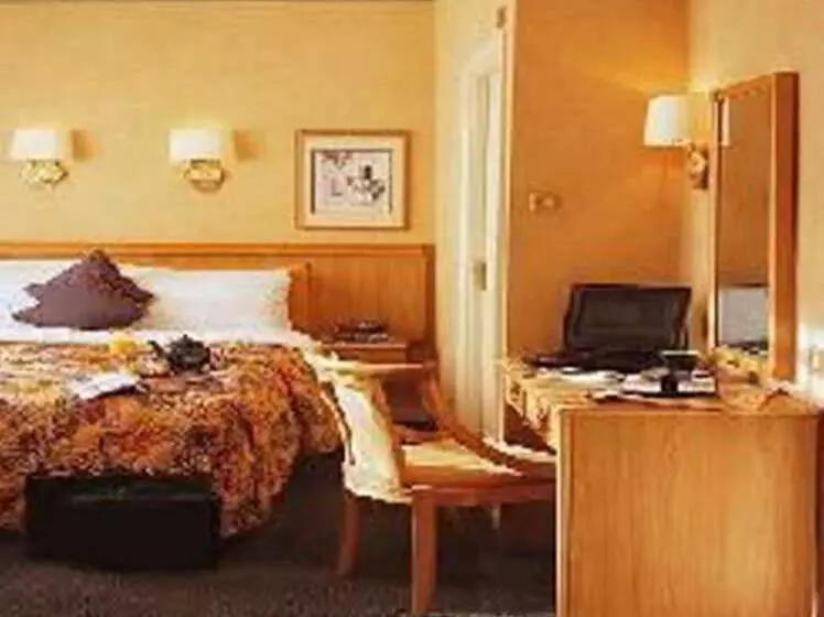 Berjaya Eden Park London