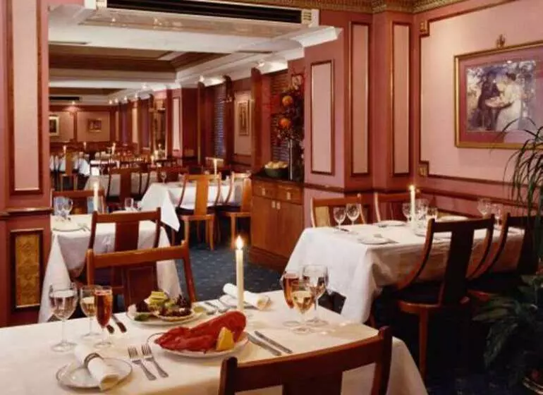 Fotos del hotel Berjaya Eden Park London:  9