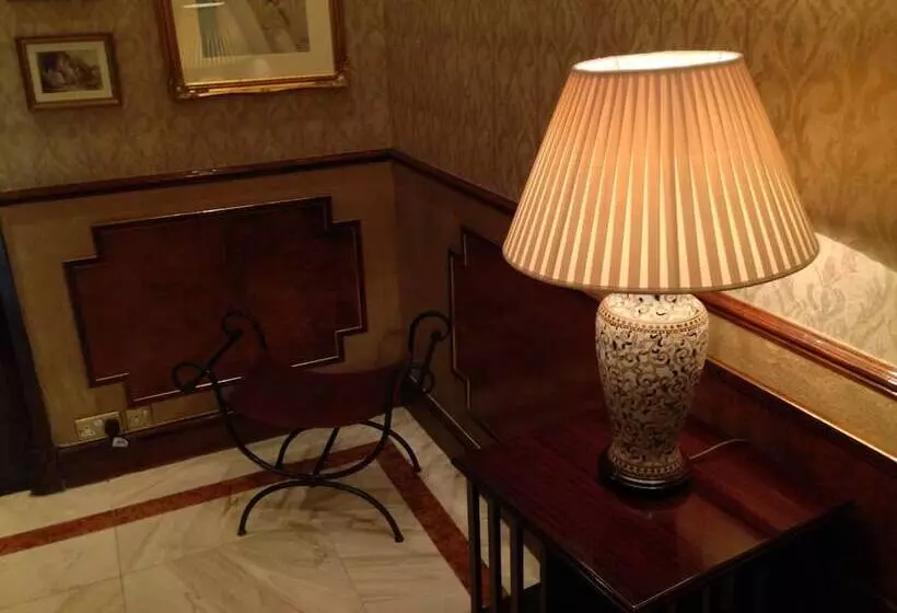 Fotos del hotel Berjaya Eden Park London:  25