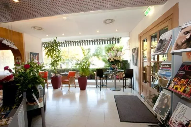 Fotos del hotel Hostellerie De La Vendee:  8