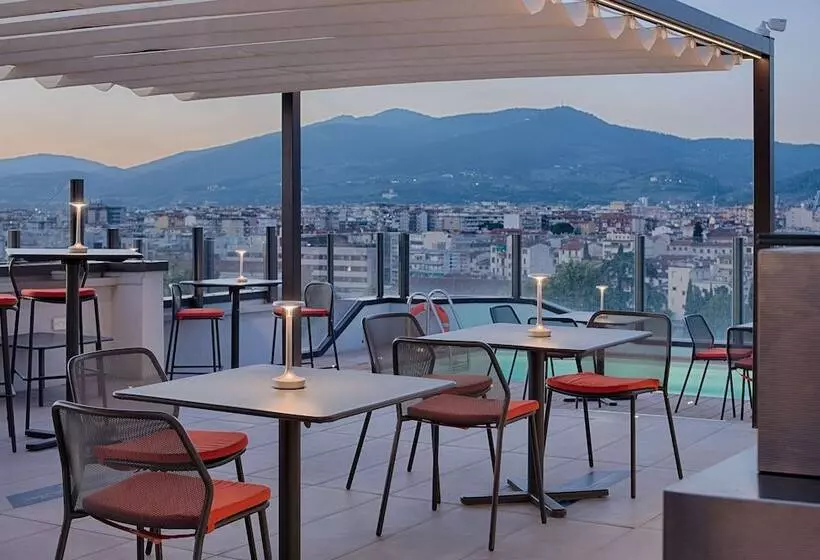 Fotos del hotel Nh Firenze:  71