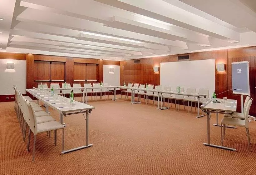 Fotos del hotel Nh Firenze:  59