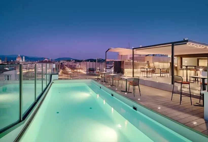 Fotos del hotel Nh Firenze:  100