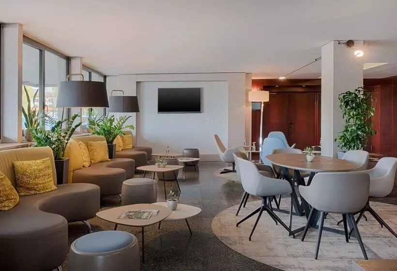 Fotos del hotel Nh Firenze:  87