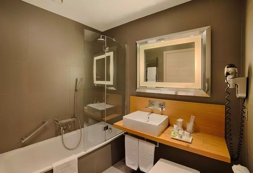Fotos del hotel Nh Firenze:  79