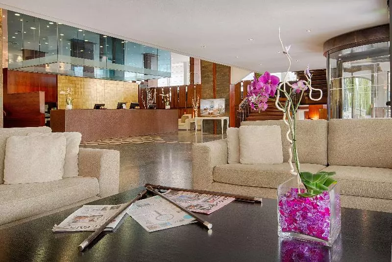 Fotos del hotel Nh Firenze:  115