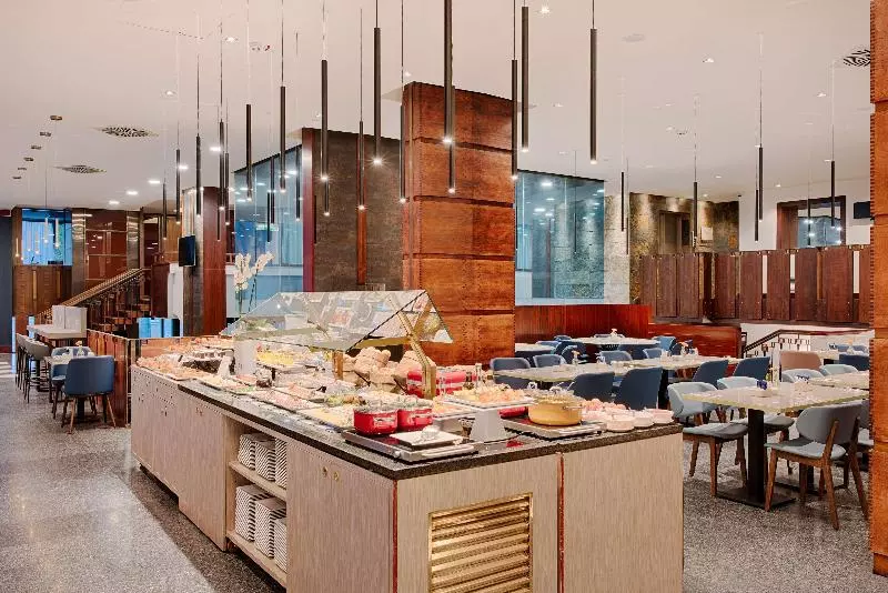 Fotos del hotel Nh Firenze:  98