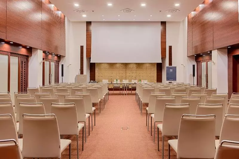 Fotos del hotel Nh Firenze:  63